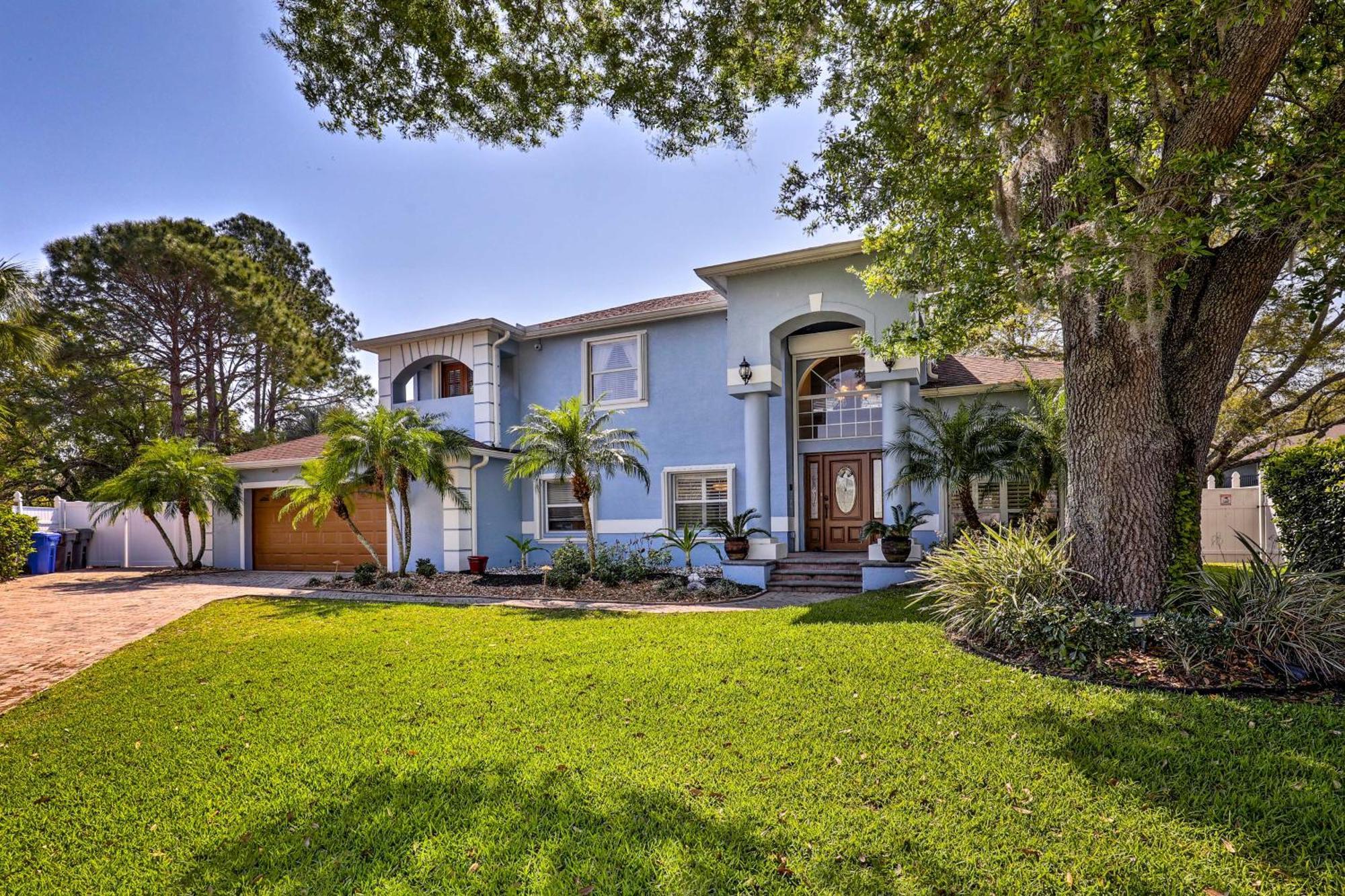 Luxurious Villa With Heated Pool, Theatre, Gym ! Tampa Exterior foto